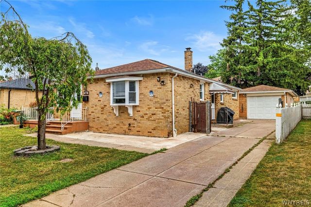 52 Victoria Boulevard, Cheektowaga, NY 14225
