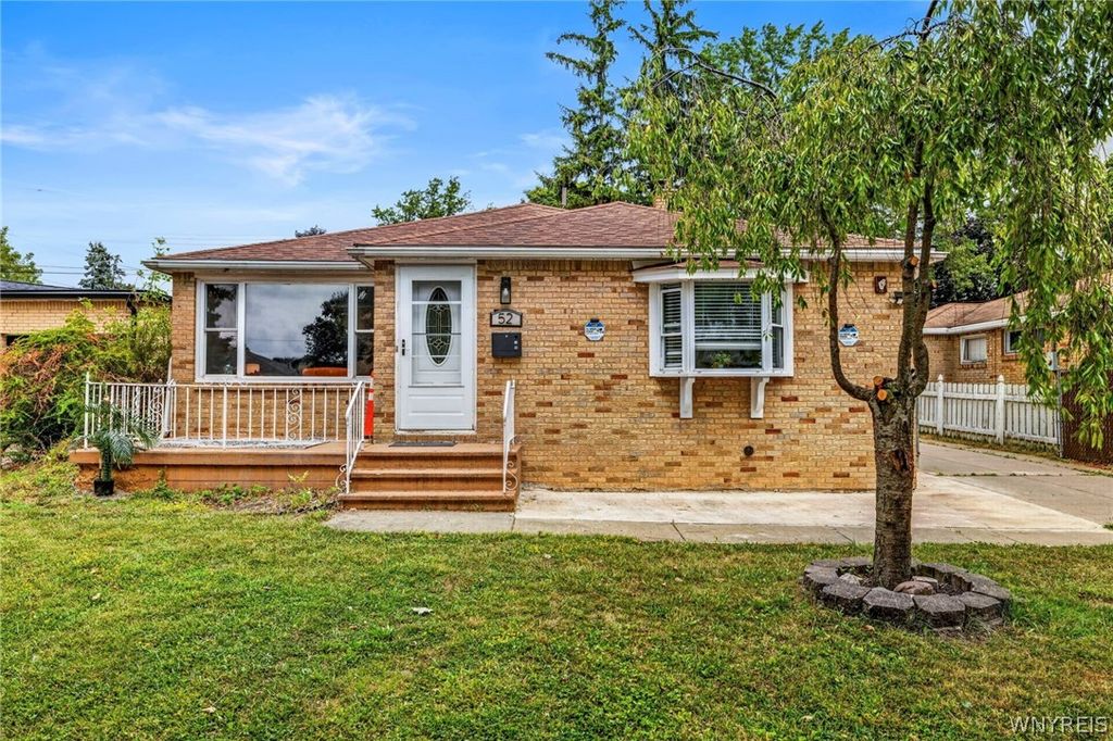 52 Victoria Boulevard, Cheektowaga, NY 14225