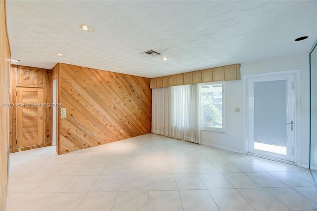 3081 SW 46th Ct, Dania Beach, FL 33312