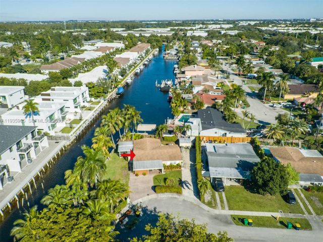 3081 SW 46th Ct, Dania Beach, FL 33312