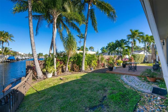 3081 SW 46th Ct, Dania Beach, FL 33312