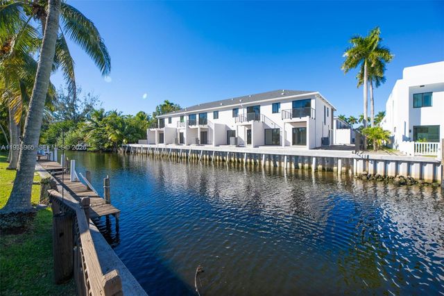 3081 SW 46th Ct, Dania Beach, FL 33312