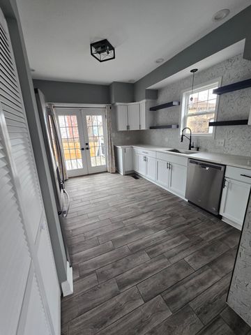 907 Carroll Street, Hammond, IN 46320