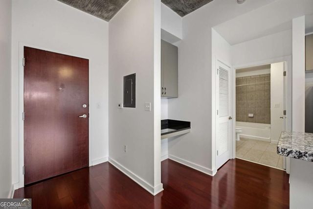 400 W Peachtree Street NW 2408, Atlanta, GA 30308