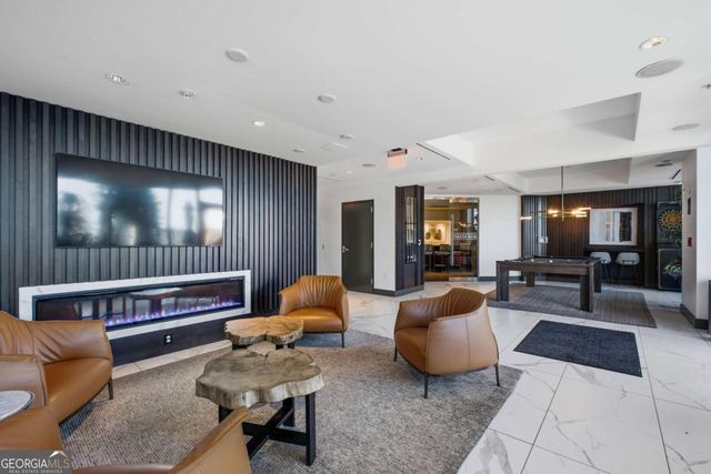 400 W Peachtree Street NW 2408, Atlanta, GA 30308