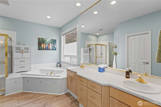 8107 204th Avenue Ct E, Bonney Lake, WA 98391