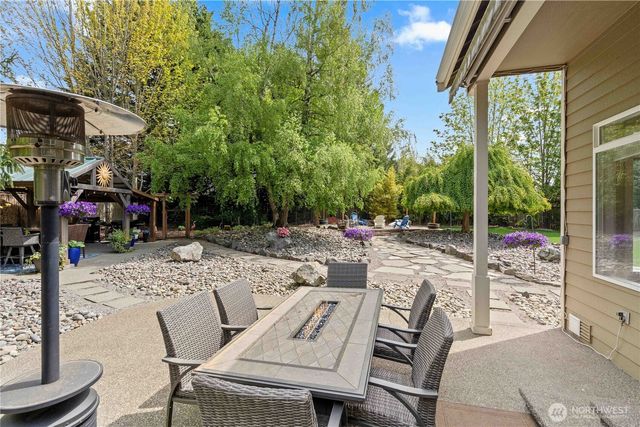 8107 204th Avenue Ct E, Bonney Lake, WA 98391