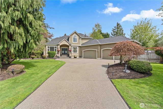 8107 204th Avenue Ct E, Bonney Lake, WA 98391
