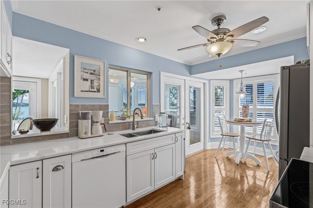 188 Bayview AVE, Fort Myers Beach, FL 33931