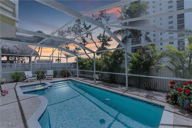 188 Bayview AVE, Fort Myers Beach, FL 33931