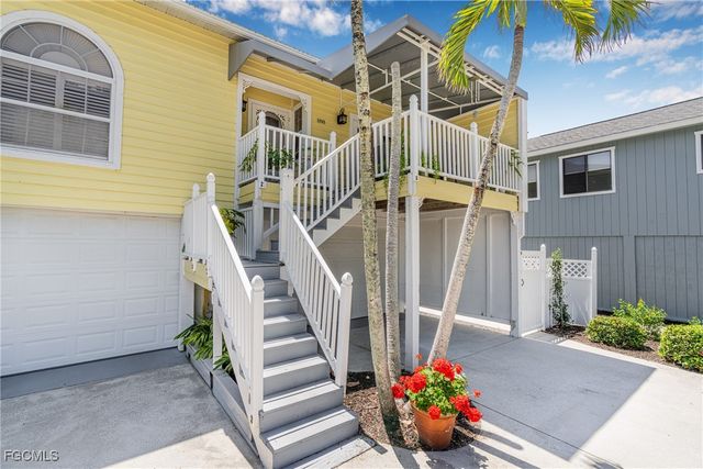 188 Bayview AVE, Fort Myers Beach, FL 33931