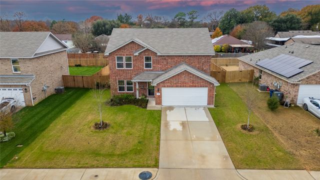 3581 Chestnut Oak Drive, Dallas, TX 75253