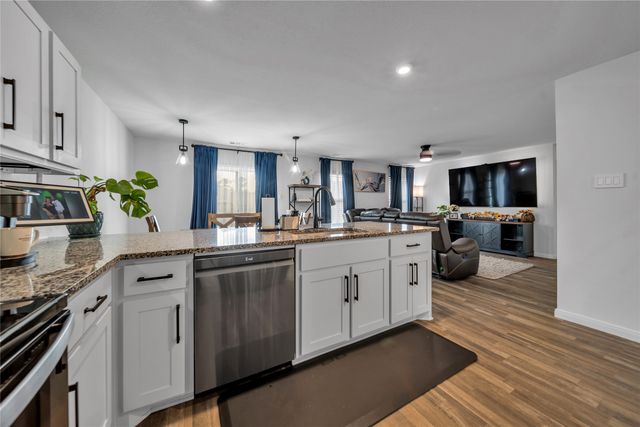 3581 Chestnut Oak Drive, Dallas, TX 75253