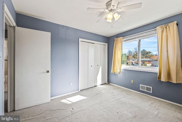 6201 LONE OAK DR, Bethesda, MD 20817