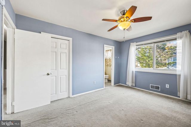 6201 LONE OAK DR, Bethesda, MD 20817