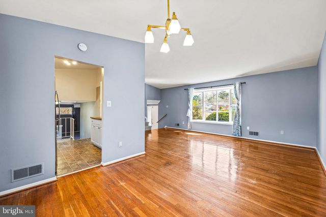 6201 LONE OAK DR, Bethesda, MD 20817