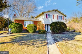 6201 LONE OAK DR, Bethesda, MD 20817