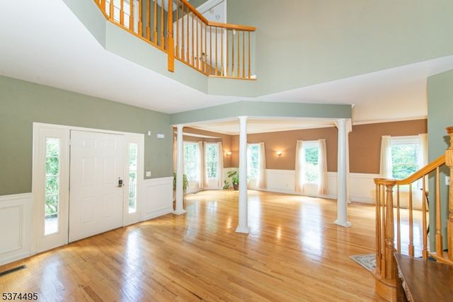 6 Crestview Ln, Sparta Twp., NJ 07871