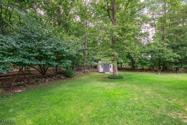 6 Crestview Ln, Sparta Twp., NJ 07871