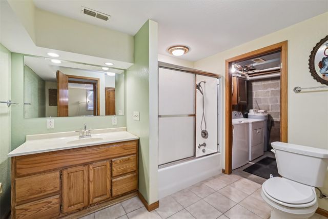 2121 Williams Street, Des Moines, IA 50317