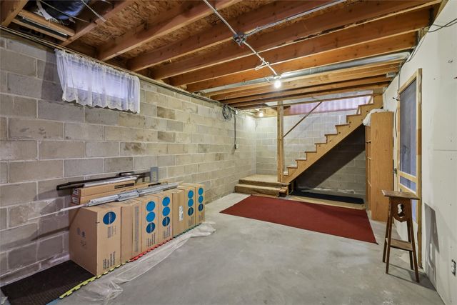 2121 Williams Street, Des Moines, IA 50317