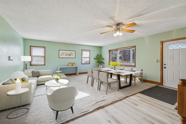 2121 Williams Street, Des Moines, IA 50317