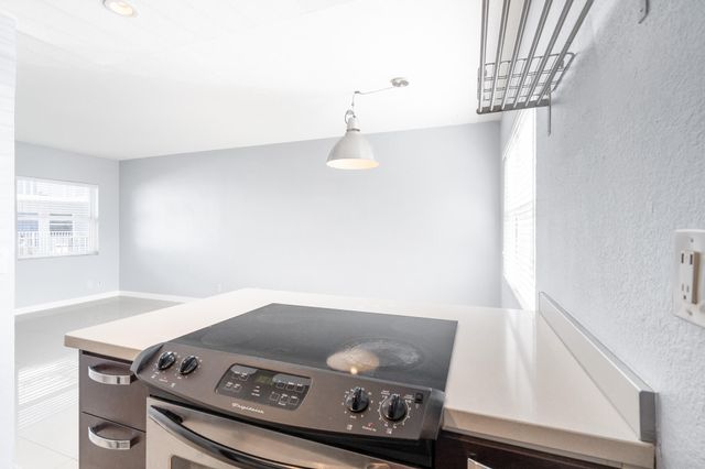 416 NE 15th Avenue 2, Fort Lauderdale, FL 33301