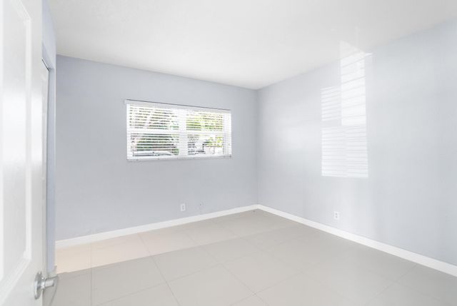 416 NE 15th Avenue 2, Fort Lauderdale, FL 33301