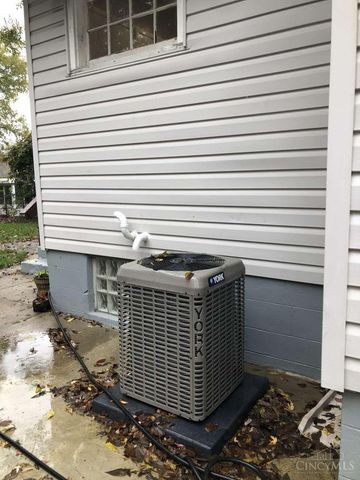 5708 Sierra Park Place, Cincinnati, OH 45227