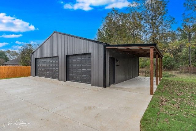 166 Lakewood Point Drive, Bossier City, LA 71111