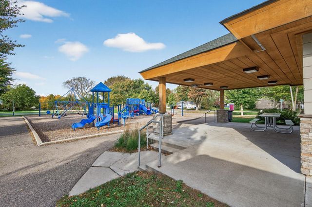 920 9th Avenue S 5, Hopkins, MN 55343