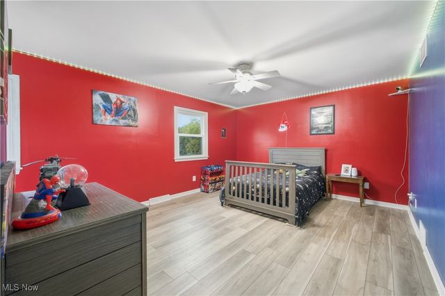 1738 Island Drive, Poland, OH 44514