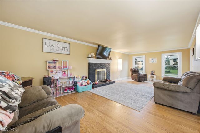 1738 Island Drive, Poland, OH 44514