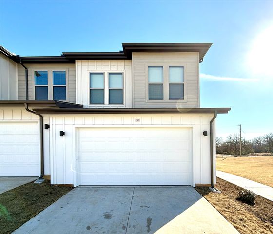 3120 Bennett Drive 21-101, Corinth, TX 76208