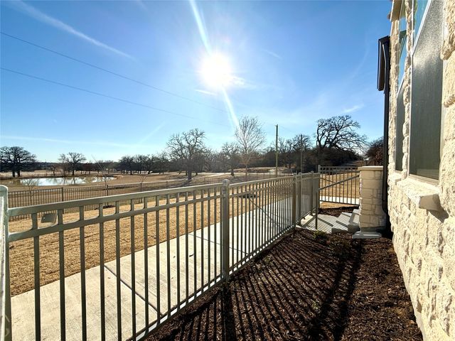 3120 Bennett Drive 21-101, Corinth, TX 76208