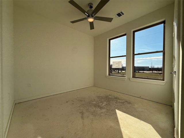 3120 Bennett Drive 21-101, Corinth, TX 76208