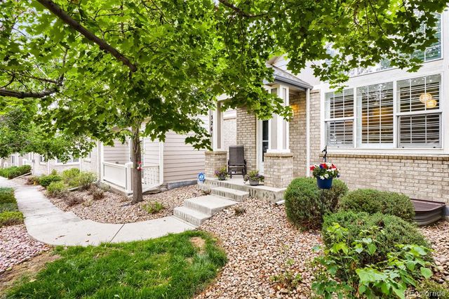 3261 S Uravan Court, Aurora, CO 80013