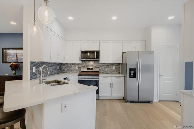 3261 S Uravan Court, Aurora, CO 80013