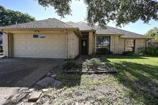 8208 Willow Glen Court, Fort Worth, TX 76134