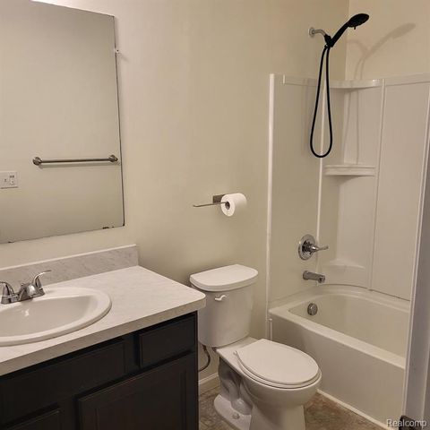 33520 Birchlawn, Westland, MI 48185