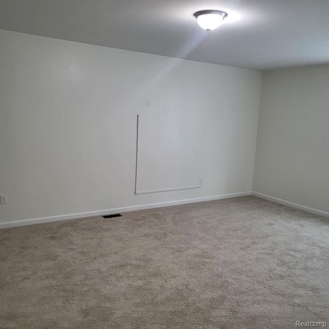 33520 Birchlawn, Westland, MI 48185