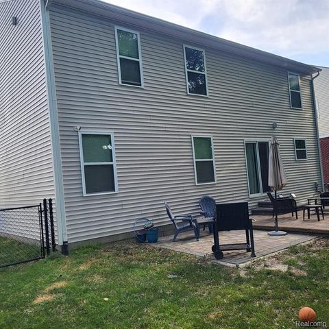 33520 Birchlawn, Westland, MI 48185