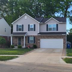 33520 Birchlawn, Westland, MI 48185