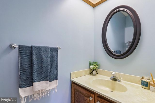 129 TOWNSEND RD, Marmora, NJ 08223