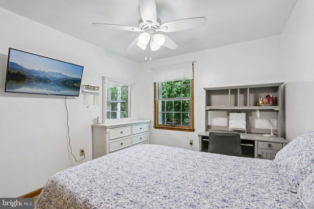 129 TOWNSEND RD, Marmora, NJ 08223