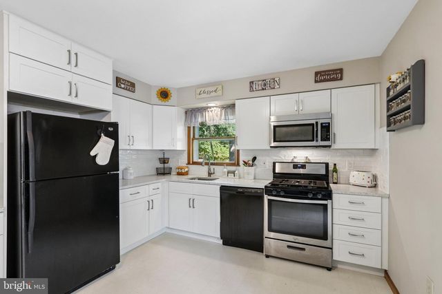 129 TOWNSEND RD, Marmora, NJ 08223