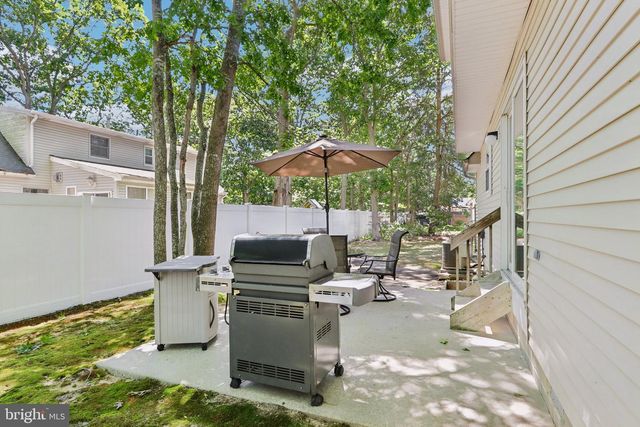129 TOWNSEND RD, Marmora, NJ 08223