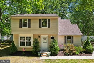 129 TOWNSEND RD, Marmora, NJ 08223