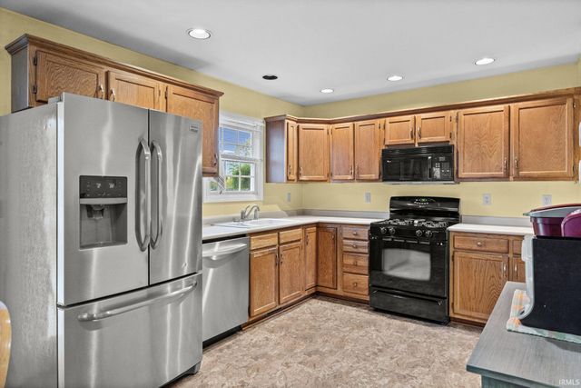 1922 Bayberry Lane, West Lafayette, IN 47906