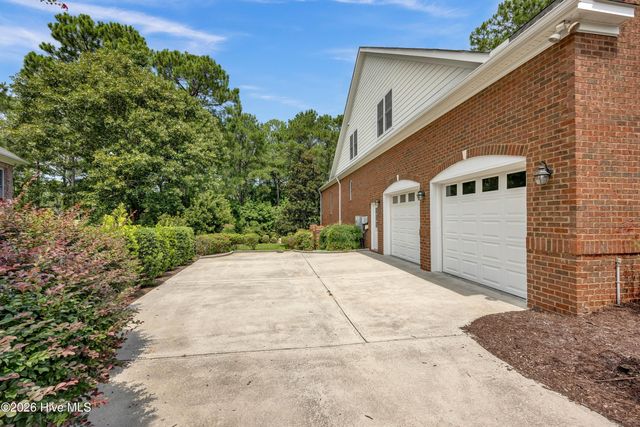 364 Broad Leaf Lane SE, Bolivia, NC 28422